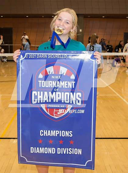 Thumbnail 2 in Highland vs Queen Creek (Nike Tournament of Champions) - Diamond Division - Final photogallery.