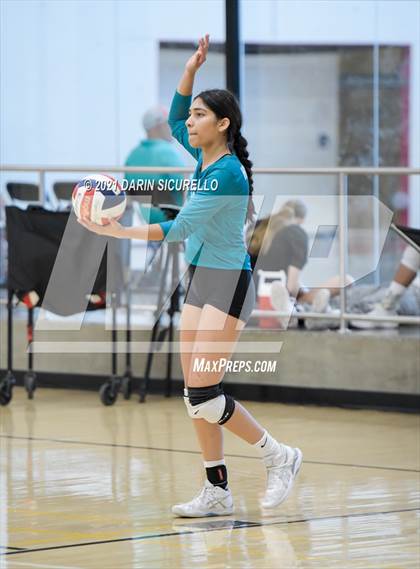 Thumbnail 1 in Highland vs Queen Creek (Nike Tournament of Champions) - Diamond Division - Final photogallery.