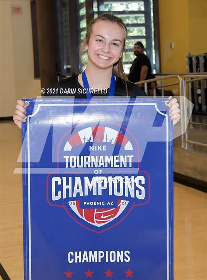 Thumbnail 3 in Highland vs Queen Creek (Nike Tournament of Champions) - Diamond Division - Final photogallery.