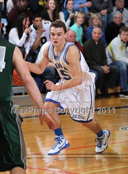 Thumbnail 3 in Finney vs. Batavia (Lions Club Tournament) photogallery.