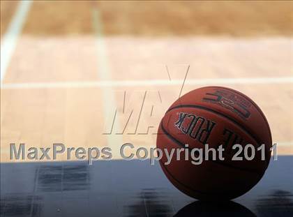 Thumbnail 3 in Finney vs. Batavia (Lions Club Tournament) photogallery.