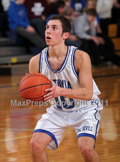 Thumbnail 2 in Finney vs. Batavia (Lions Club Tournament) photogallery.