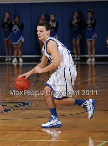 Thumbnail 3 in Finney vs. Batavia (Lions Club Tournament) photogallery.