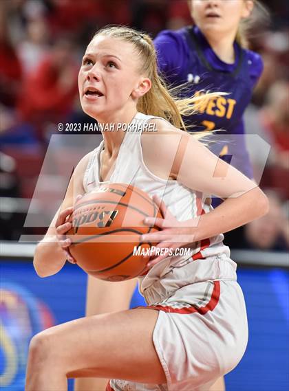 Thumbnail 1 in Millard South vs. Bellevue West (NSAA Class A Semifinal) photogallery.