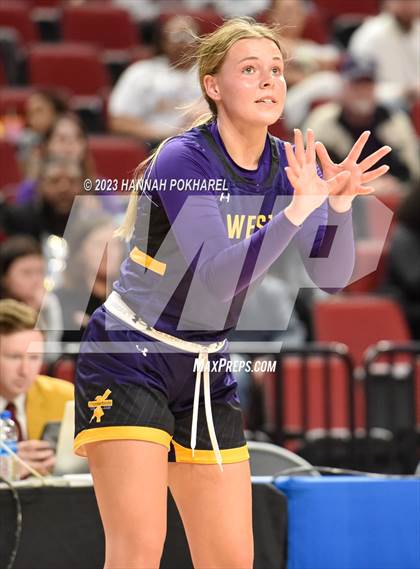 Thumbnail 2 in Millard South vs. Bellevue West (NSAA Class A Semifinal) photogallery.