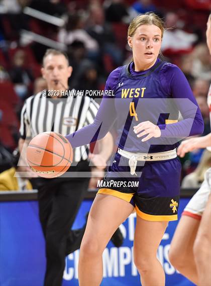Thumbnail 1 in Millard South vs. Bellevue West (NSAA Class A Semifinal) photogallery.