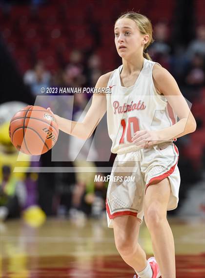 Thumbnail 2 in Millard South vs. Bellevue West (NSAA Class A Semifinal) photogallery.