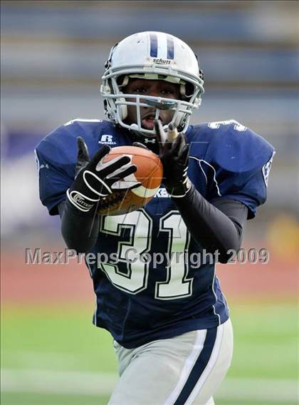 Thumbnail 1 in Staples vs. Cheshire (CIAC Class LL Final) photogallery.