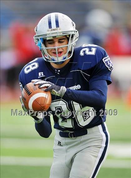 Thumbnail 1 in Staples vs. Cheshire (CIAC Class LL Final) photogallery.