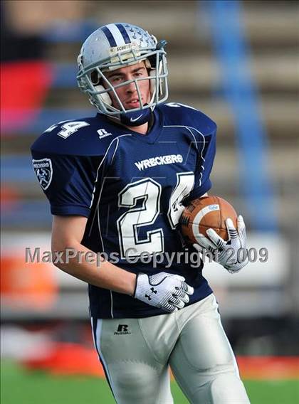 Thumbnail 3 in Staples vs. Cheshire (CIAC Class LL Final) photogallery.