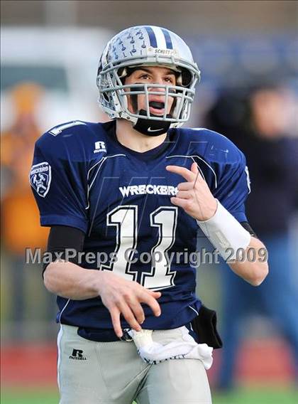 Thumbnail 1 in Staples vs. Cheshire (CIAC Class LL Final) photogallery.