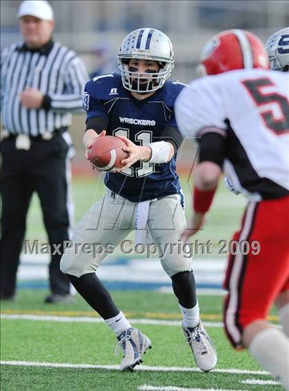 Thumbnail 2 in Staples vs. Cheshire (CIAC Class LL Final) photogallery.