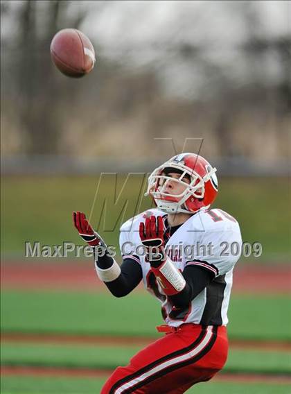 Thumbnail 2 in Staples vs. Cheshire (CIAC Class LL Final) photogallery.