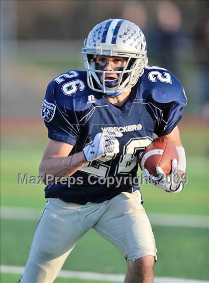 Thumbnail 2 in Staples vs. Cheshire (CIAC Class LL Final) photogallery.