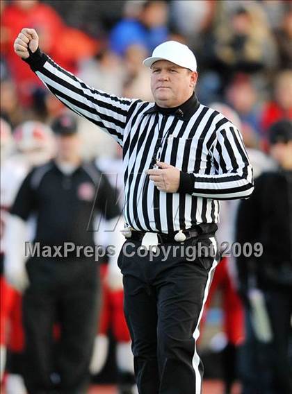 Thumbnail 2 in Staples vs. Cheshire (CIAC Class LL Final) photogallery.