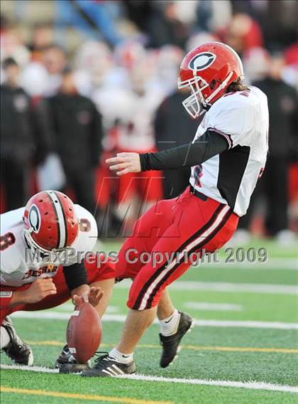 Thumbnail 1 in Staples vs. Cheshire (CIAC Class LL Final) photogallery.