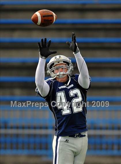 Thumbnail 2 in Staples vs. Cheshire (CIAC Class LL Final) photogallery.