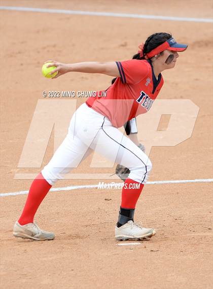 Thumbnail 2 in Bonita vs. Tesoro (CIF SS D3 Final) photogallery.