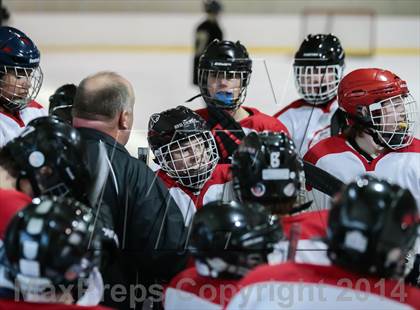 Thumbnail 2 in Fort Zumwalt East vs. Chaminade photogallery.