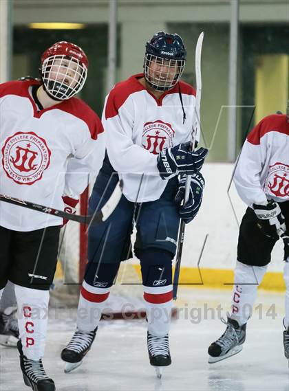 Thumbnail 2 in Fort Zumwalt East vs. Chaminade photogallery.