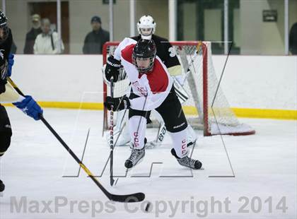 Thumbnail 3 in Fort Zumwalt East vs. Chaminade photogallery.