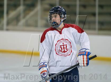 Thumbnail 2 in Fort Zumwalt East vs. Chaminade photogallery.