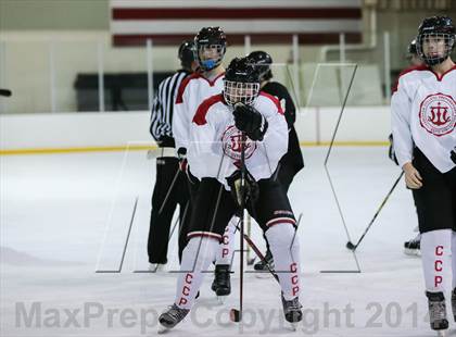 Thumbnail 2 in Fort Zumwalt East vs. Chaminade photogallery.