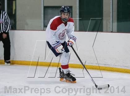 Thumbnail 2 in Fort Zumwalt East vs. Chaminade photogallery.
