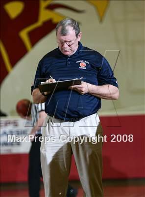 Thumbnail 3 in Dominguez vs. Campbell Hall (MaxPreps Holiday Classic) photogallery.