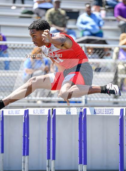 Thumbnail 1 in UIL 15 5A District Meet photogallery.