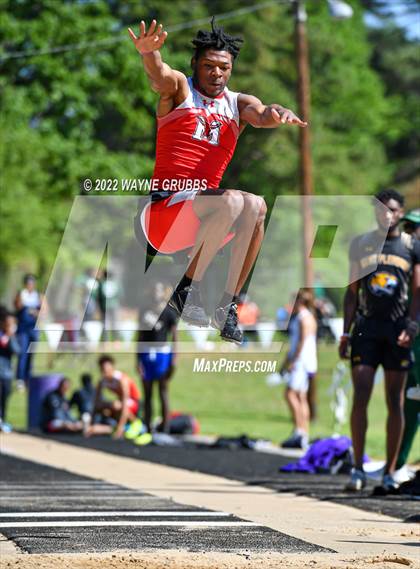 Thumbnail 3 in UIL 15 5A District Meet photogallery.