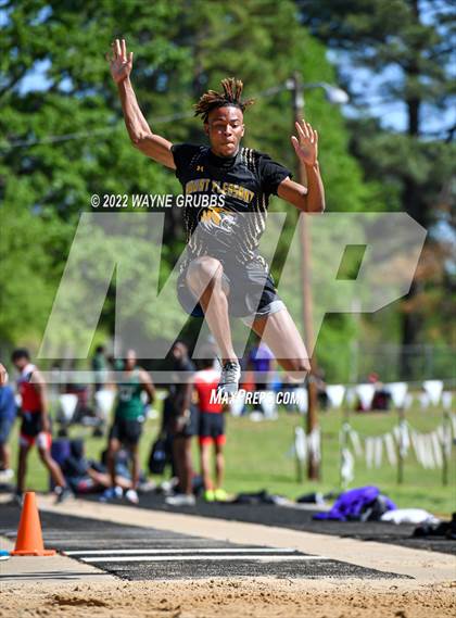 Thumbnail 3 in UIL 15 5A District Meet photogallery.
