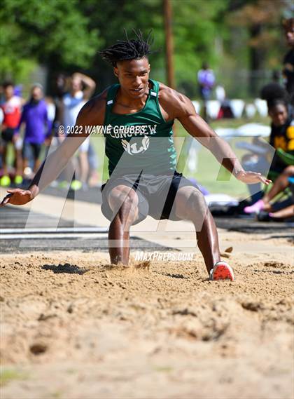Thumbnail 2 in UIL 15 5A District Meet photogallery.