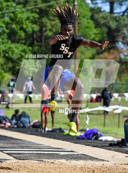 Thumbnail 3 in UIL 15 5A District Meet photogallery.