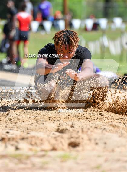 Thumbnail 2 in UIL 15 5A District Meet photogallery.