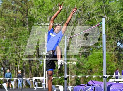Thumbnail 1 in UIL 15 5A District Meet photogallery.