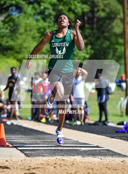 Thumbnail 1 in UIL 15 5A District Meet photogallery.