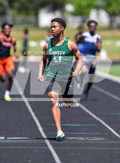 Thumbnail 1 in UIL 15 5A District Meet photogallery.