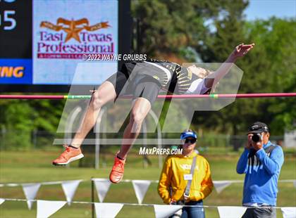 Thumbnail 1 in UIL 15 5A District Meet photogallery.