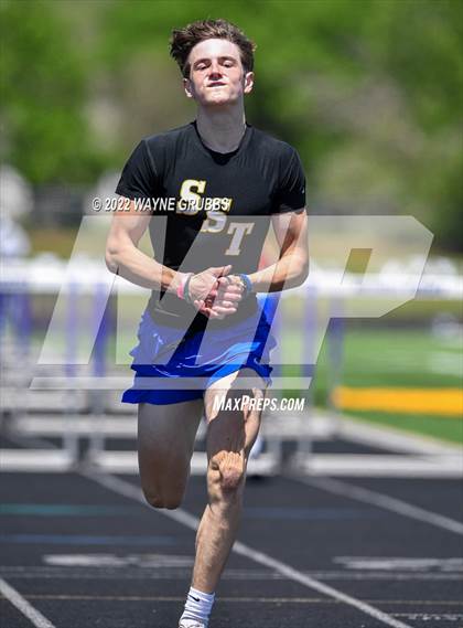 Thumbnail 2 in UIL 15 5A District Meet photogallery.