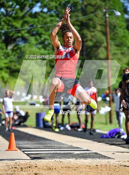 Thumbnail 1 in UIL 15 5A District Meet photogallery.
