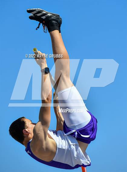 Thumbnail 3 in UIL 15 5A District Meet photogallery.