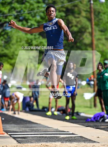 Thumbnail 3 in UIL 15 5A District Meet photogallery.
