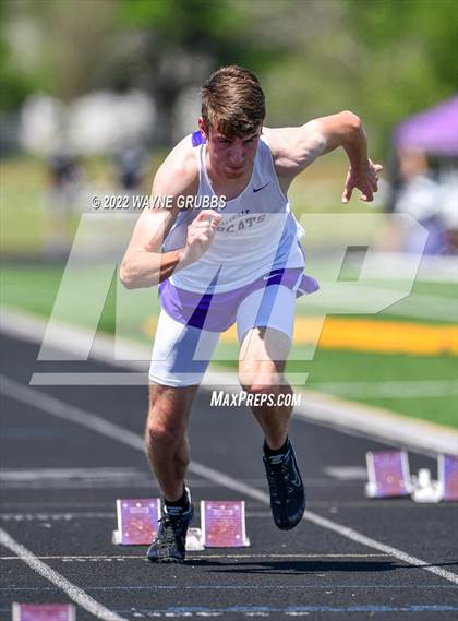 Thumbnail 2 in UIL 15 5A District Meet photogallery.