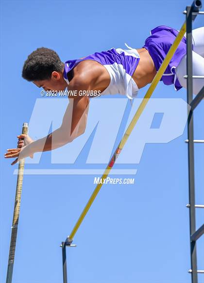Thumbnail 3 in UIL 15 5A District Meet photogallery.