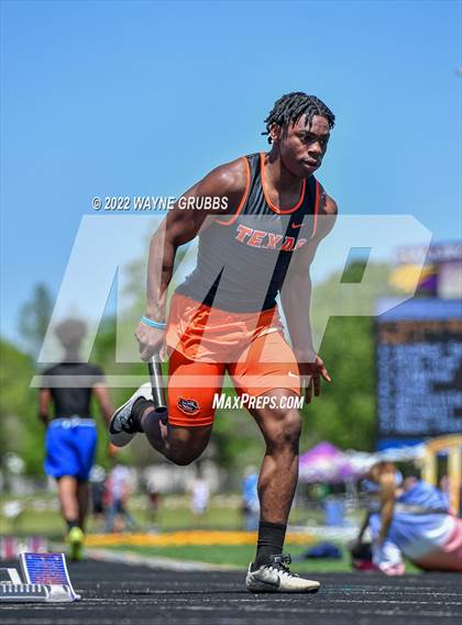 Thumbnail 3 in UIL 15 5A District Meet photogallery.