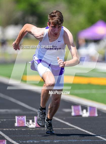 Thumbnail 3 in UIL 15 5A District Meet photogallery.