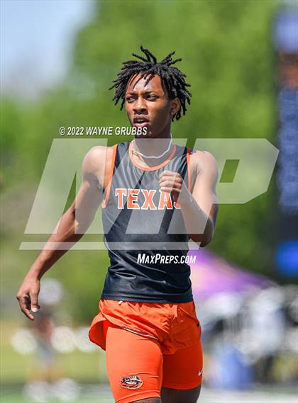 Thumbnail 1 in UIL 15 5A District Meet photogallery.
