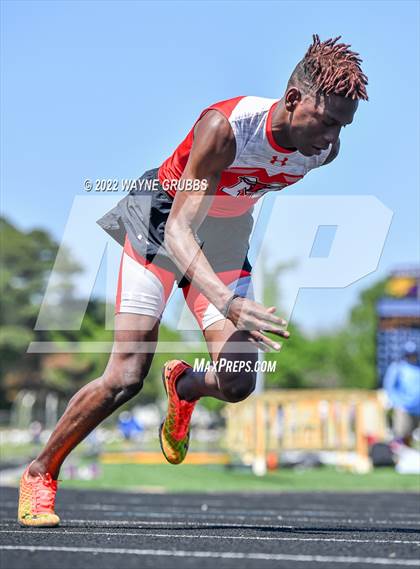 Thumbnail 2 in UIL 15 5A District Meet photogallery.