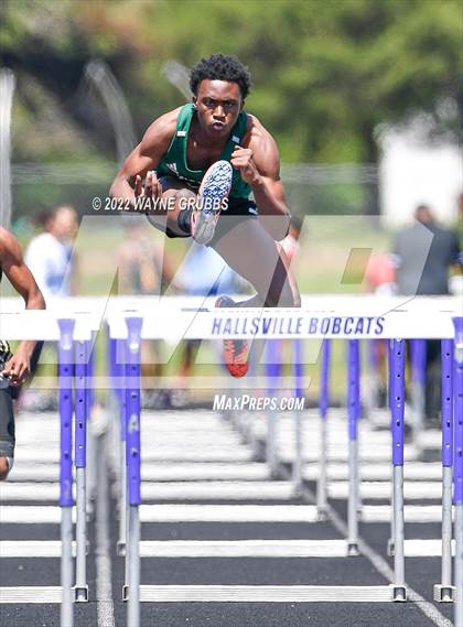 Thumbnail 3 in UIL 15 5A District Meet photogallery.
